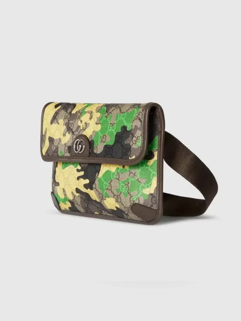 Gucci signature gg